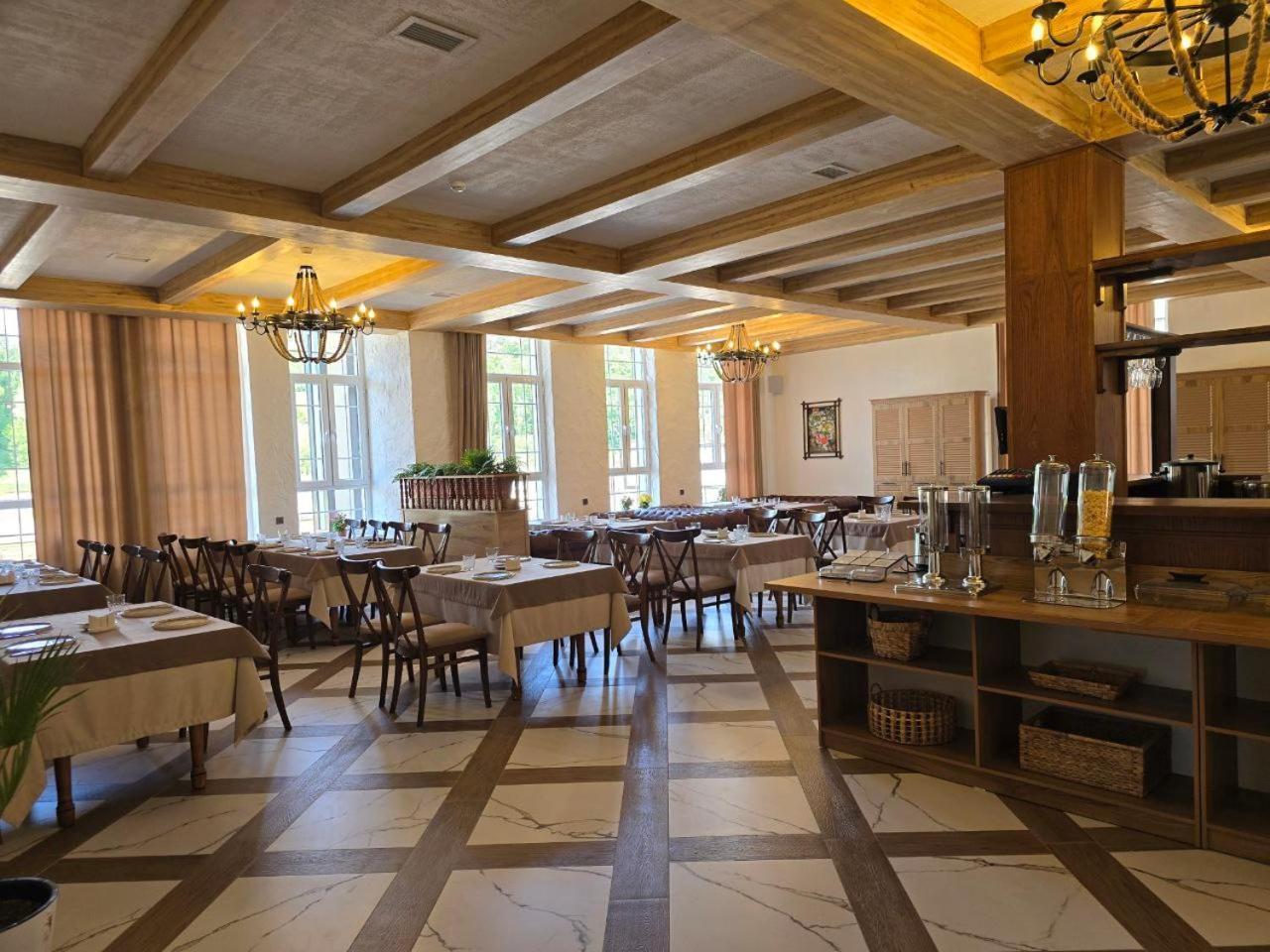 Pana Hotel Gazalkent Luaran gambar